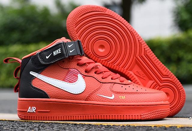 Nike Air Force 1 High 010